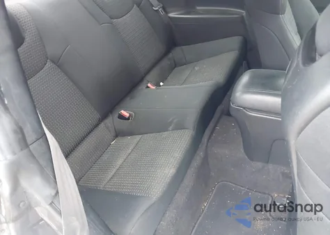 2011 Hyundai Genesis 2.0T z USA, uszkodzony, nr VIN KMHHT6KD8BU051332